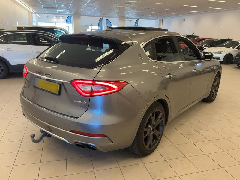 Maserati Levante 3.0 V6 Diesel GranLusso — zdjęcie 6