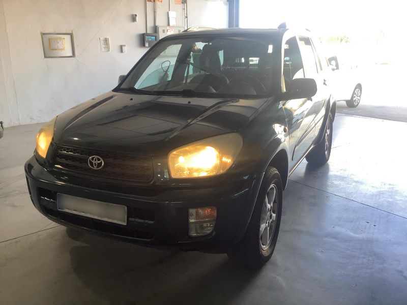 Toyota RAV 4 2.0 Sol 4x4