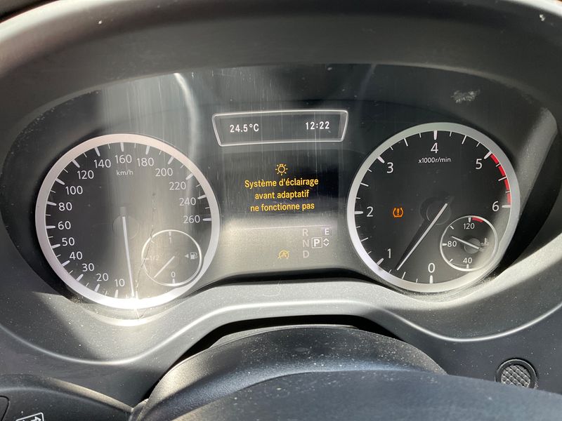 Infiniti Q30 2.2 Diesel Sport Tech AWD 2019 – снимка 34