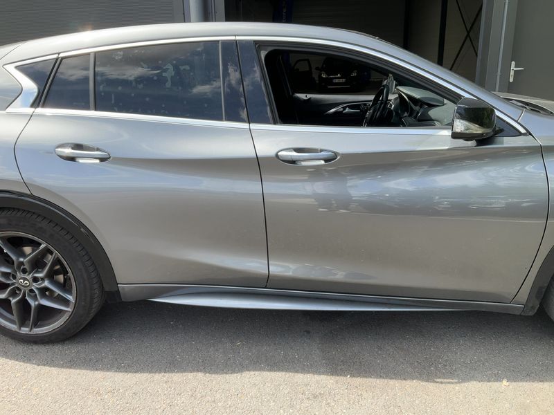 Infiniti Q30 2.2 Diesel Sport Tech AWD — zdjęcie 7