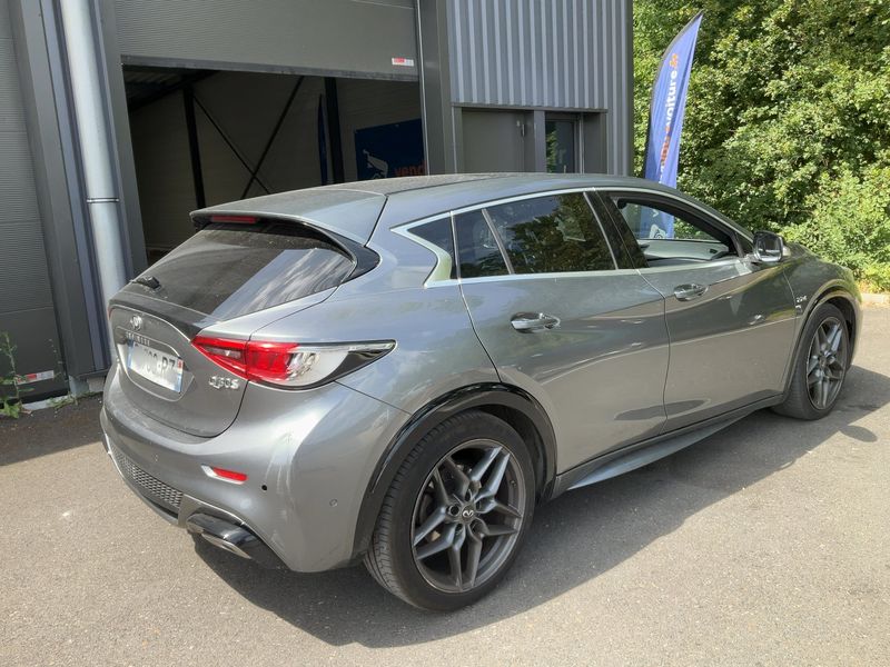 Infiniti Q30 2.2 Diesel Sport Tech AWD — zdjęcie 6