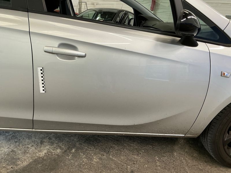 Opel Corsa 1.4 Color Edition 2018 – снимка 24