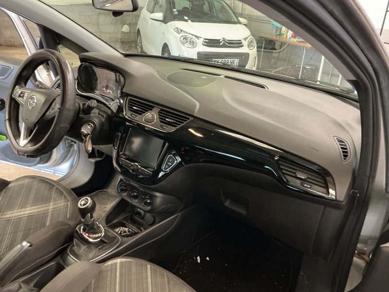 Opel Corsa 1.4 Color Edition 2018 – снимка 38