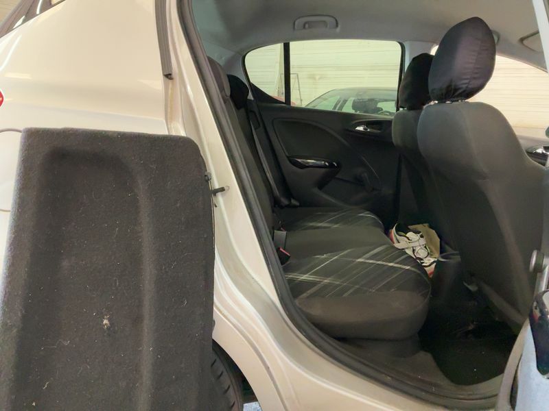 Opel Corsa 1.4 Color Edition 2018 – снимка 19