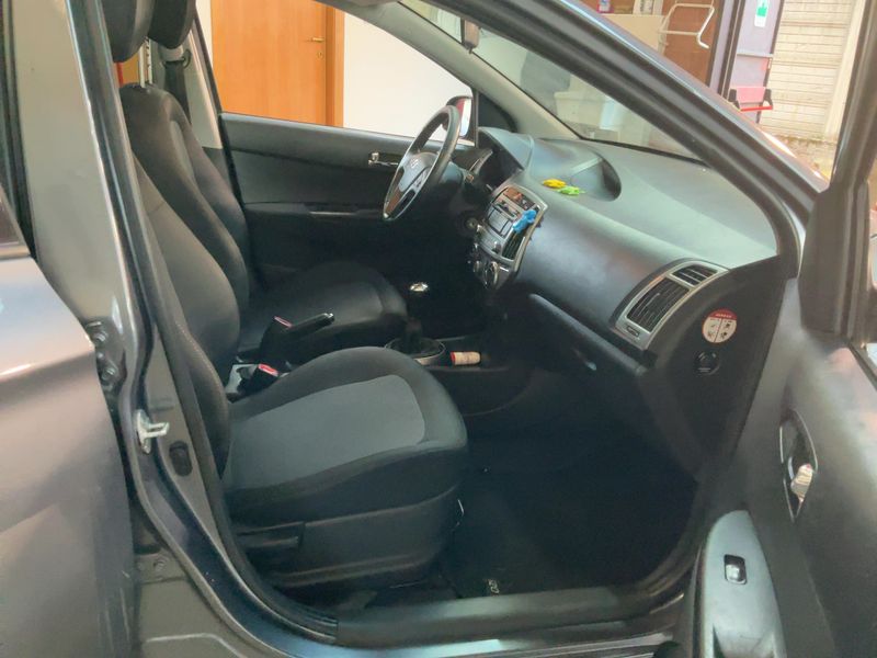 Hyundai i20 1.4 Sound Edition — zdjęcie 11