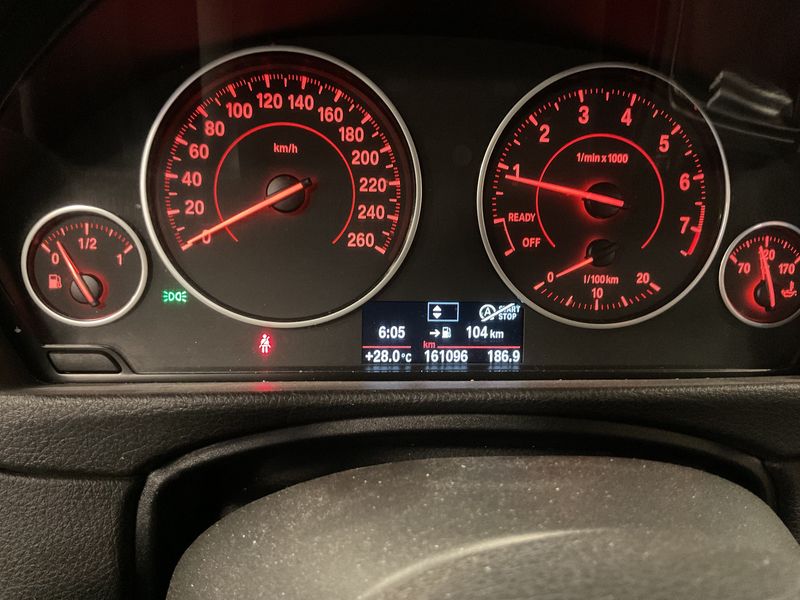 BMW 3er 316i 2014 – снимка 18