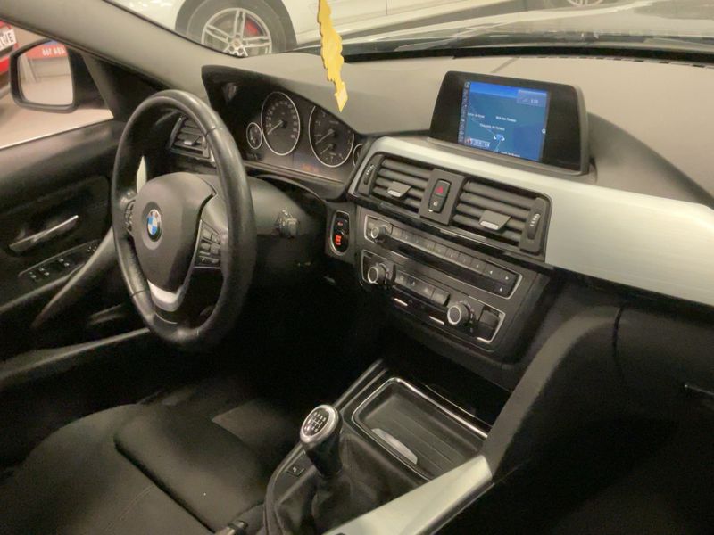 BMW 3er 316i 2014 – снимка 17