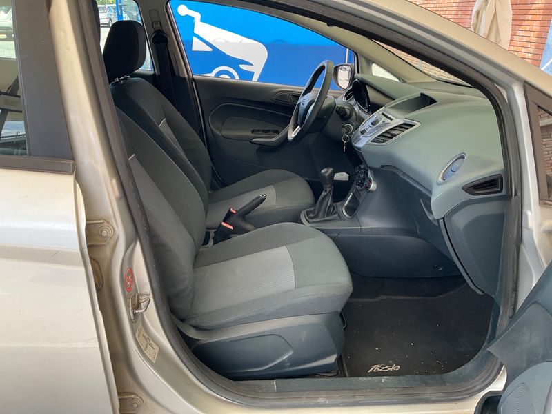Ford Fiesta 1.4 TDCi Trend — zdjęcie 3