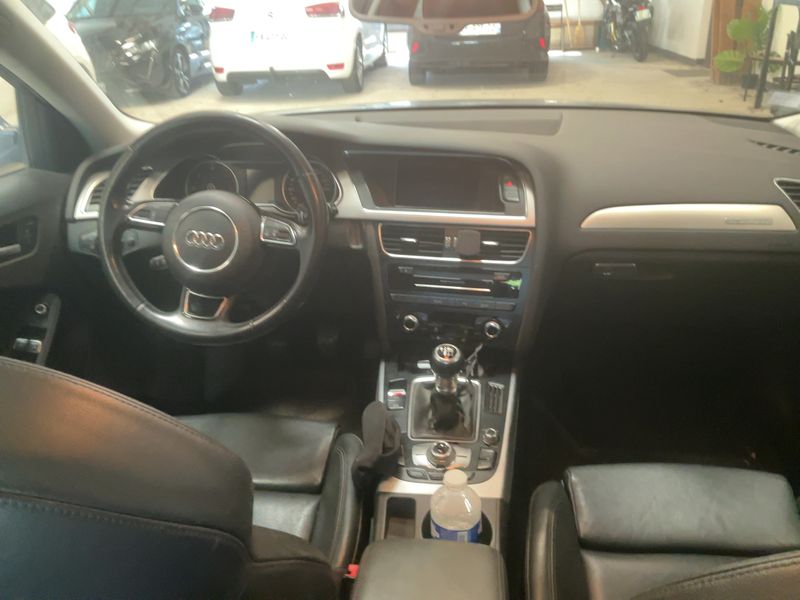Audi A4 3.0 V6 TDI quattro Attraction — zdjęcie 12