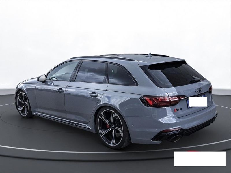 Audi RS 4 2.9 TFSI quattro — zdjęcie 3