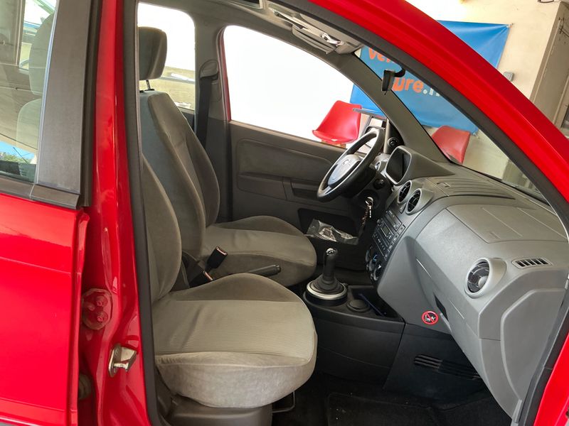 Ford Fusion 1.4 Elegance — zdjęcie 3