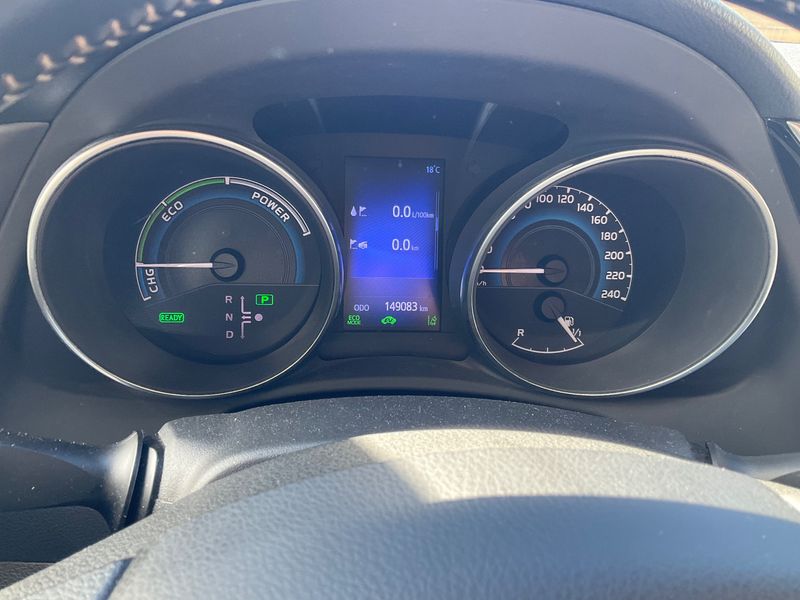 Toyota Auris Touring Sports 1.8 Hybrid Active — zdjęcie 13