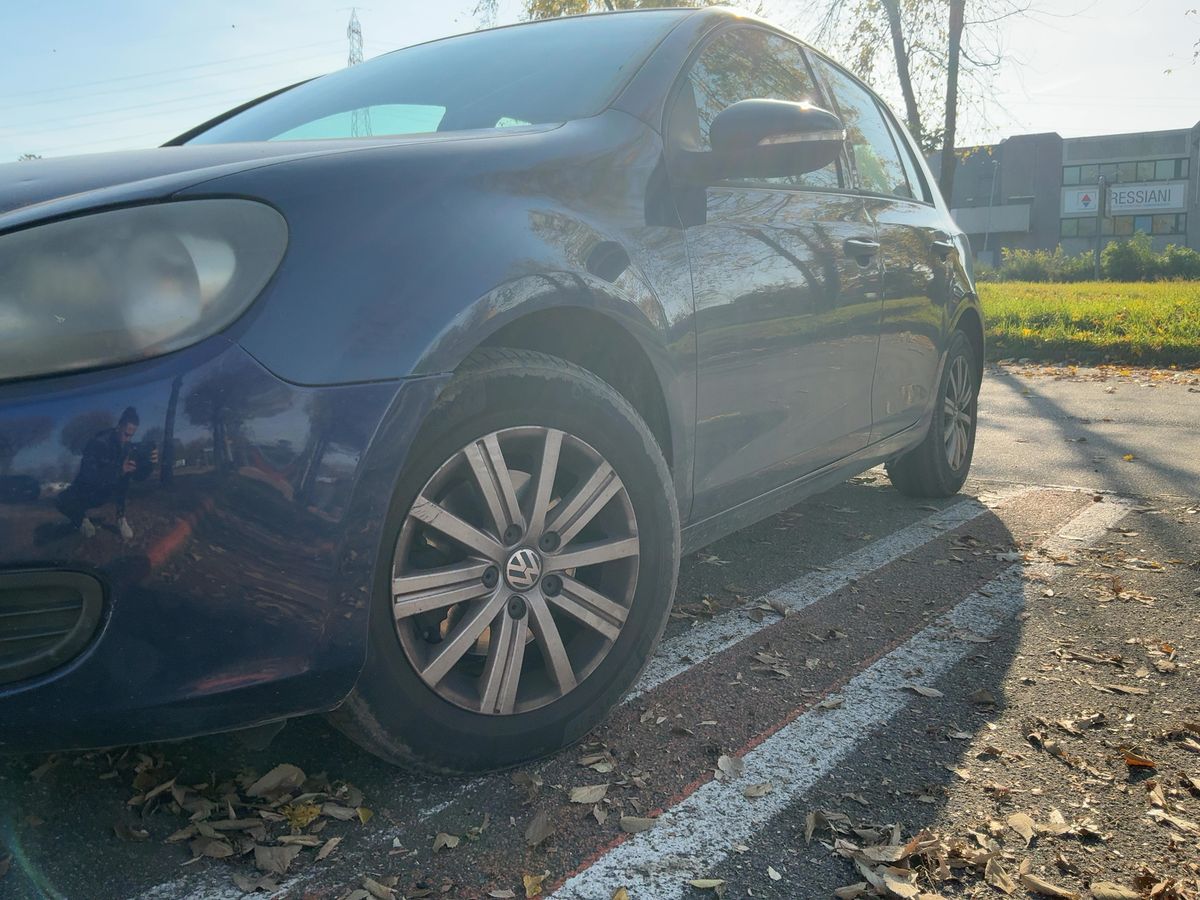 Volkswagen Golf VI 1.6 TDI Comfortline