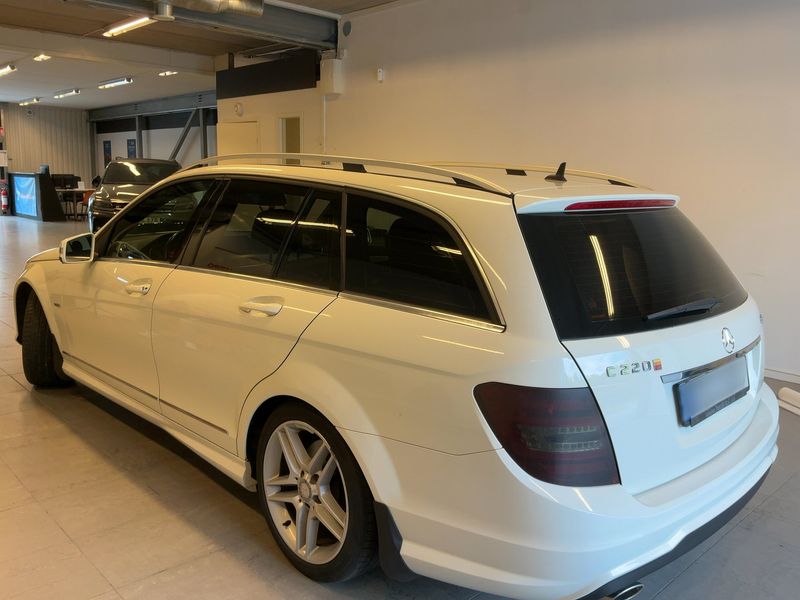 Mercedes-Benz C-Klasse C 220 CDI T BlueEfficiency Avantgarde — zdjęcie 3