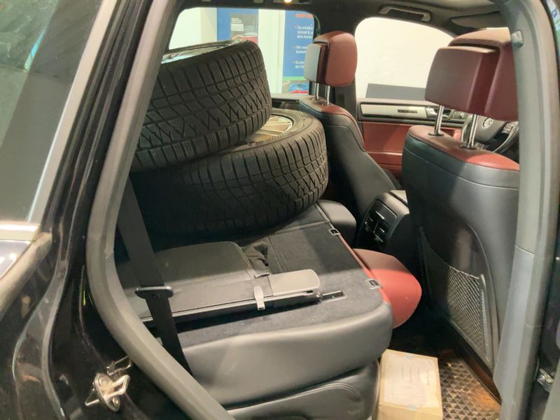 Volkswagen Touareg 3.0 V6 TDI BlueMotion Tech 2012 – снимка 20