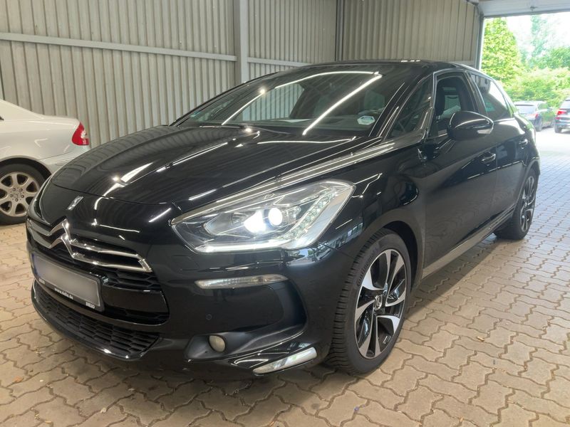 Citroen DS5 2.0 Blue-HDi SportChic