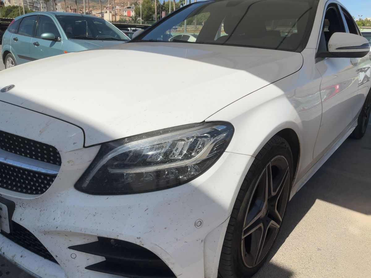 Mercedes-Benz C-Klasse C 200 AMG Line
