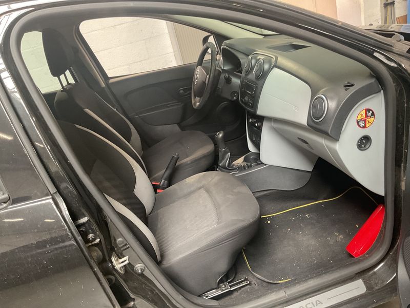 Dacia Sandero 1.2 Ambiance 2013 – снимка 3