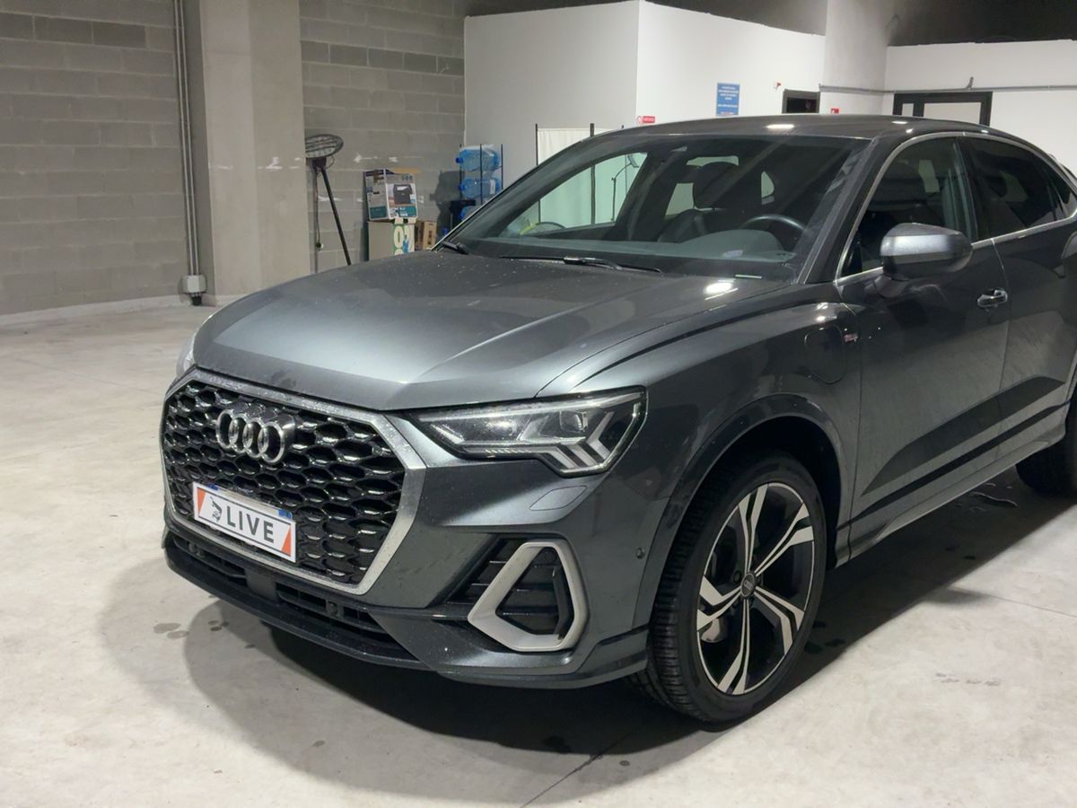 Audi Q3 Sportback 45 TFSIe S line