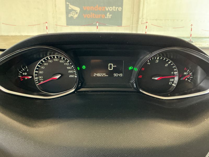 Peugeot 308 1.6 Blue-HDi Allure 2015 – снимка 4
