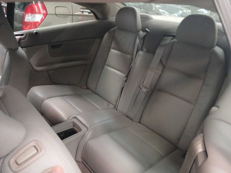 Volvo C70 2.4 Kinetic — zdjęcie 24