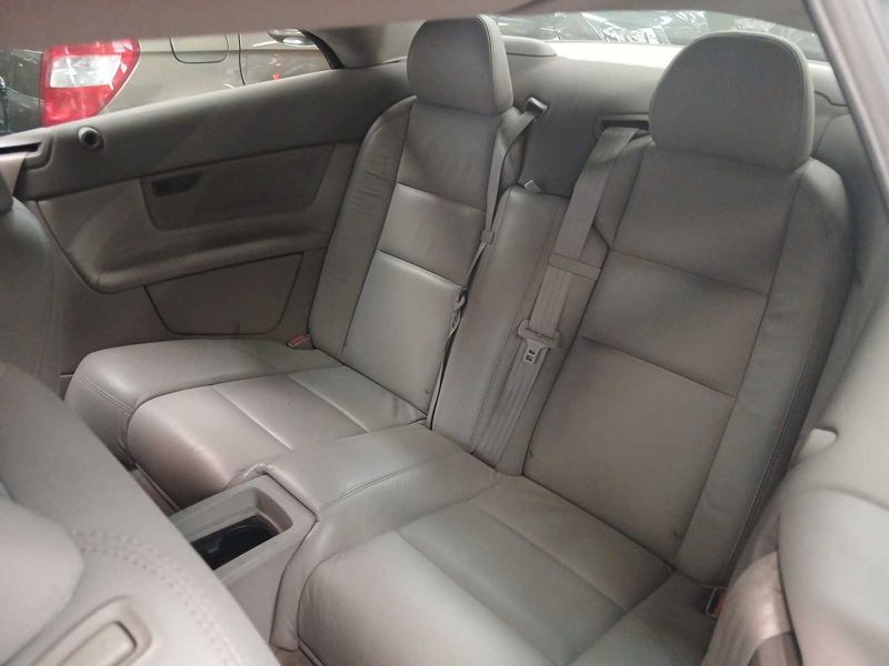 Volvo C70 2.4 Kinetic — zdjęcie 13
