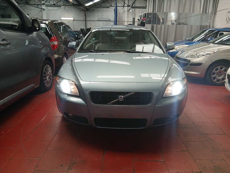 Volvo C70 2.4 Kinetic — zdjęcie 20