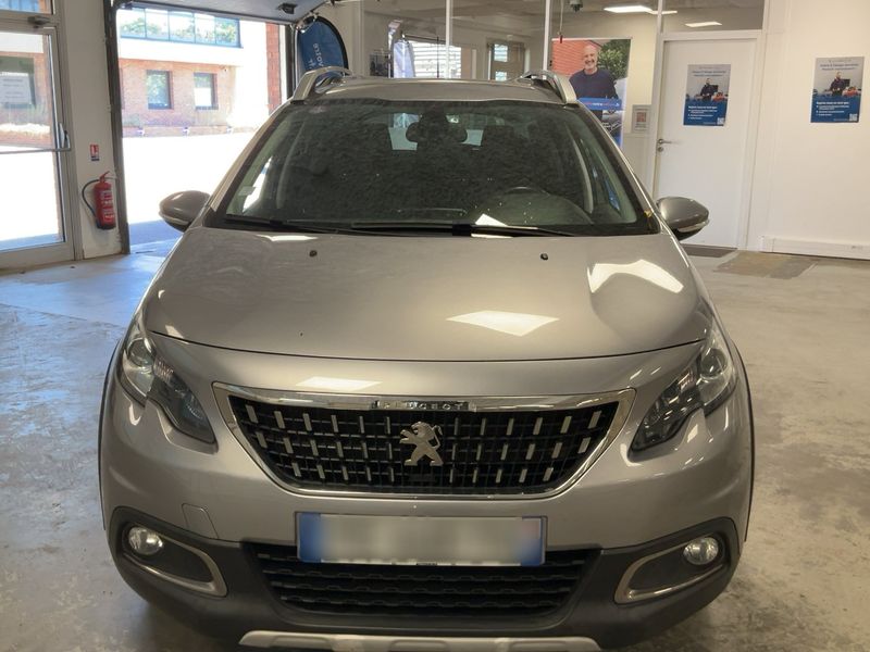 Peugeot 2008 1.2 PureTech Allure 2019 – снимка 14