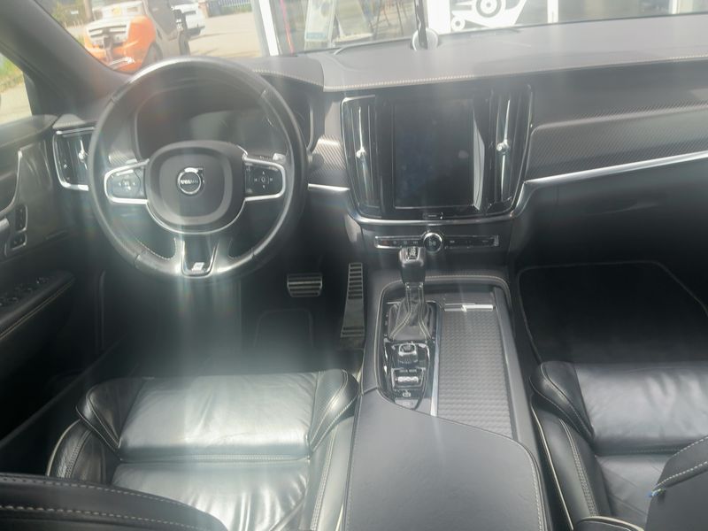 Volvo S90 2.0 D5 R-Design AWD — zdjęcie 12