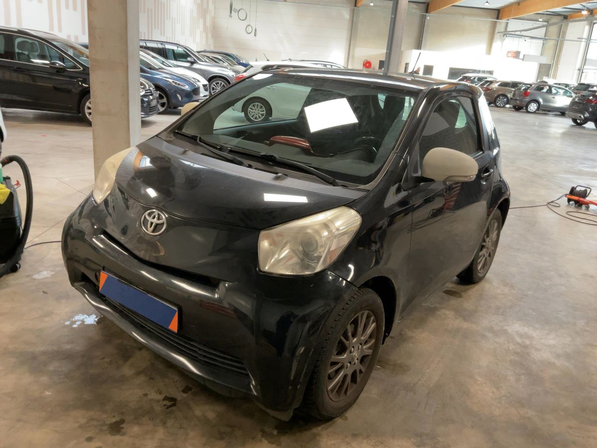 Toyota iQ 1.0 VVT-i