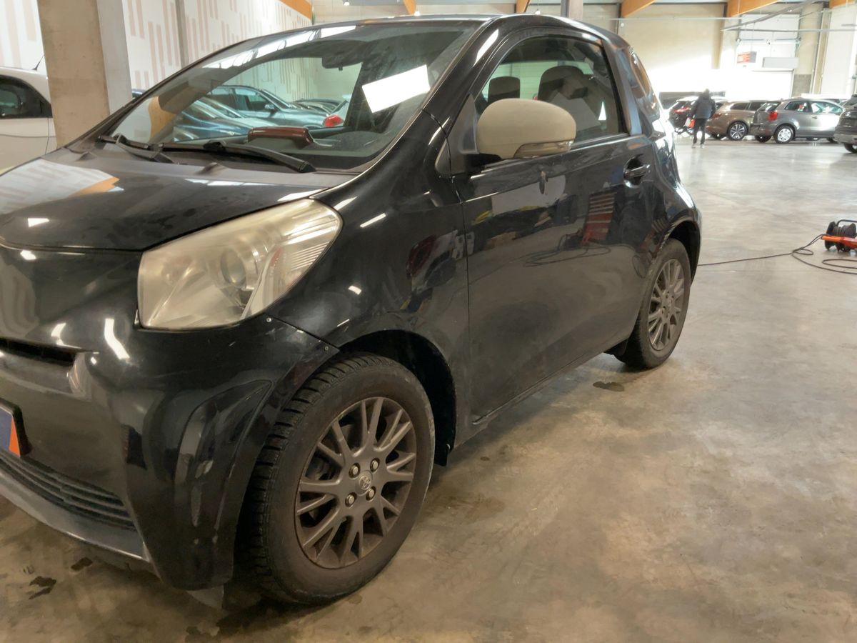 Toyota iQ 1.0 VVT-i