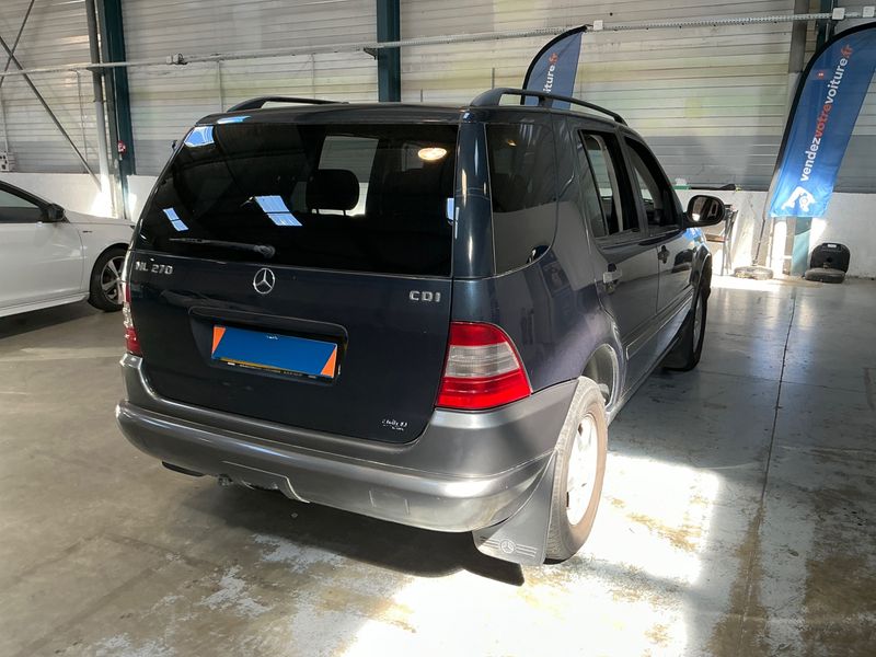 Mercedes-Benz M-Klasse ML 270 CDI — zdjęcie 2