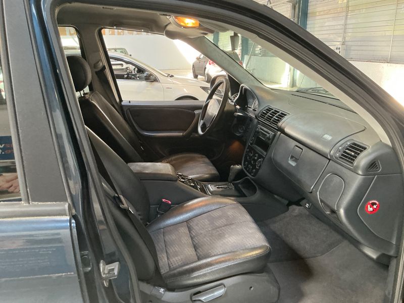 Mercedes-Benz M-Klasse ML 270 CDI — zdjęcie 3