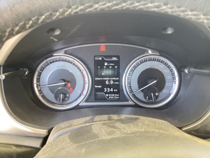 Suzuki Vitara 1.4 BoosterJet GLX — zdjęcie 13