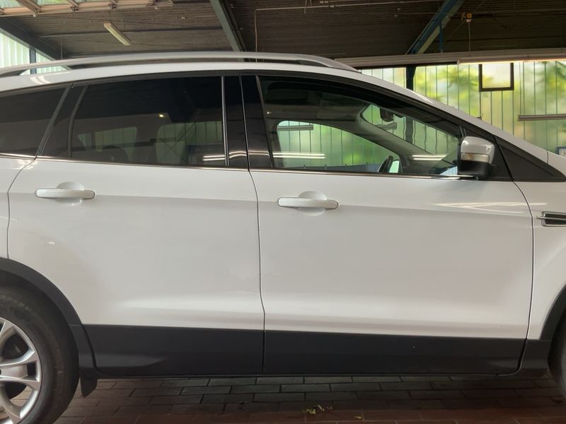 Ford Kuga 2.0 TDCi Titanium 2013 – снимка 10