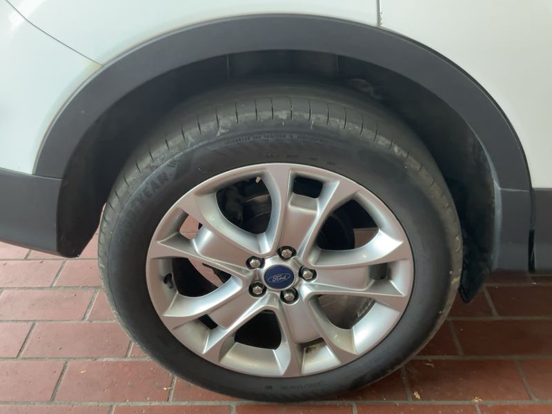 Ford Kuga 2.0 TDCi Titanium 2013 – снимка 9
