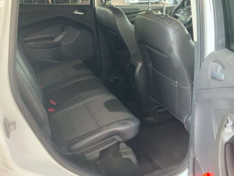 Ford Kuga 2.0 TDCi Titanium 2013 – снимка 20