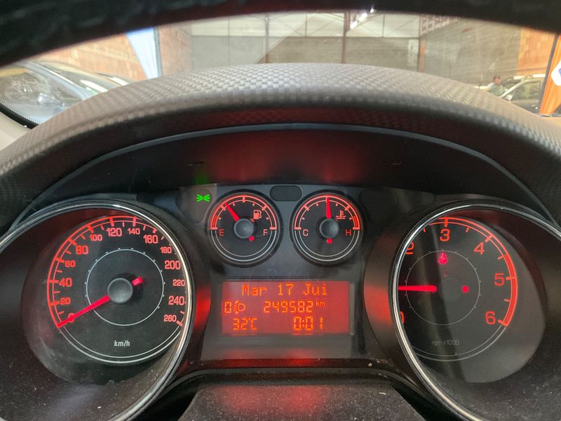 Fiat Bravo 1.6 JTDM Multijet Active — zdjęcie 4