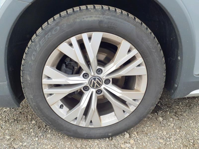 Volkswagen Passat Alltrack 2.0 TDI 4Motion — zdjęcie 23