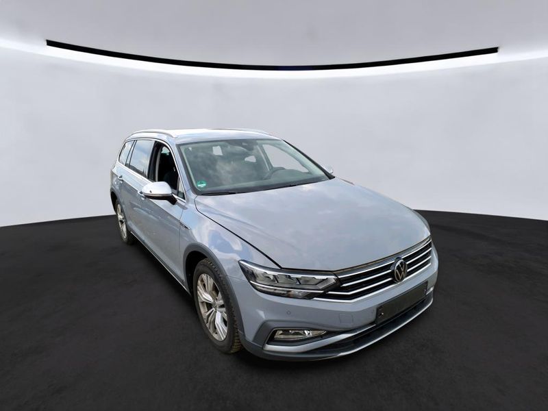 Volkswagen Passat Alltrack 2.0 TDI 4Motion — zdjęcie 13