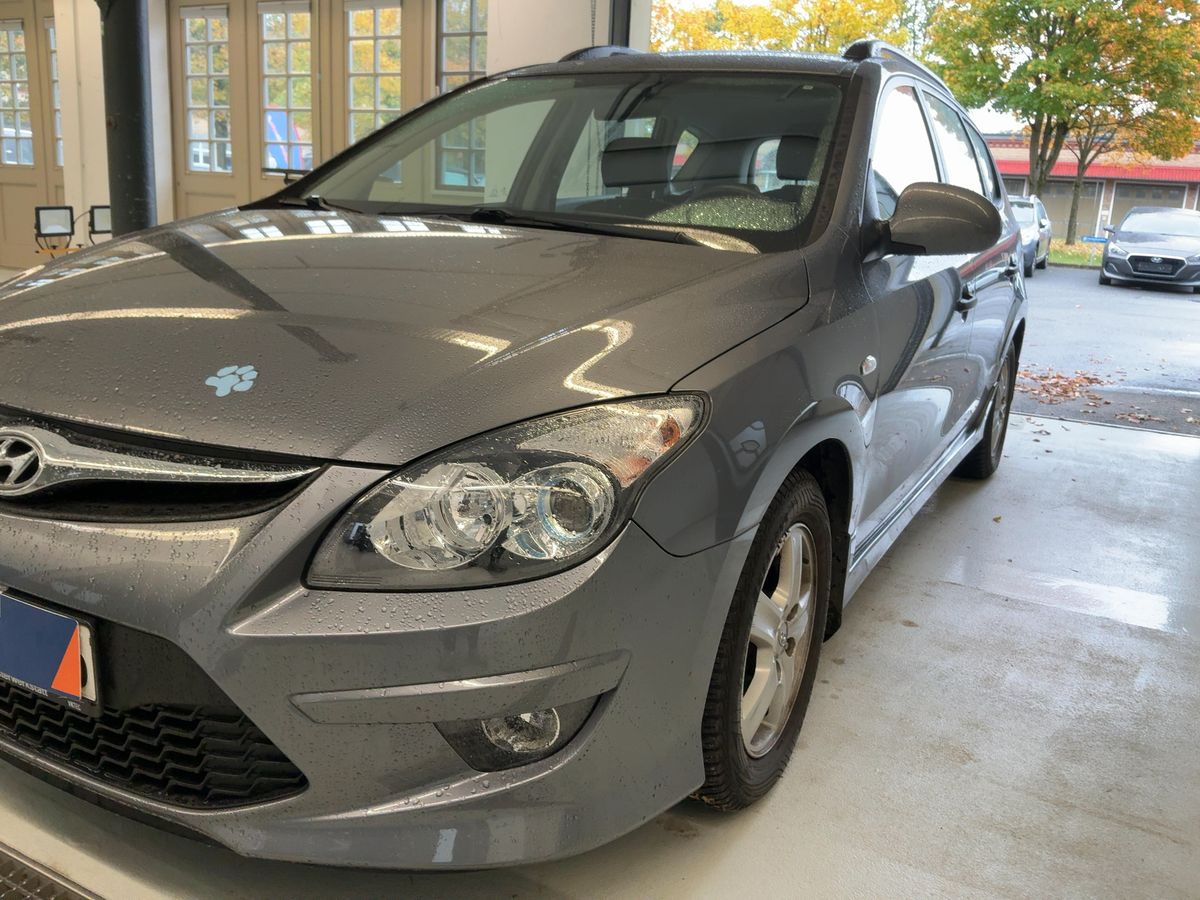 Hyundai i30 1.4 UEFA Euro 2012 Edition