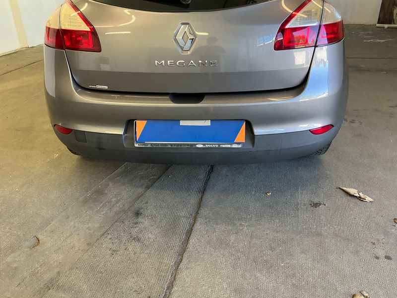 Renault Megane 1.6 Dynamique 2009 – снимка 34