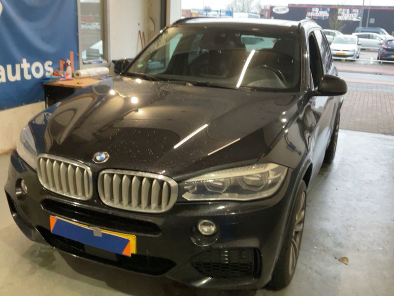 X5 xDrive 40e