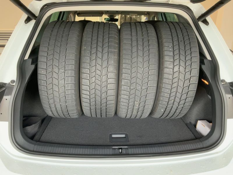 Volkswagen Tiguan 2.0 TDI Highline BlueMotion Tech 2017 – снимка 16
