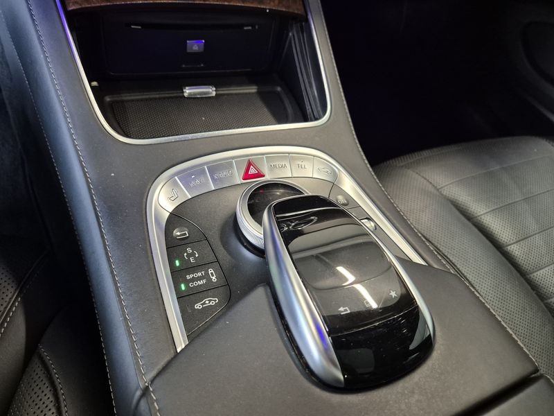 Mercedes-Benz S-Klasse S 400 Hybrid — zdjęcie 20