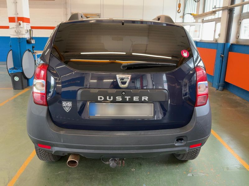 Dacia Duster 1.6 Ice 4x2 2015 – снимка 7