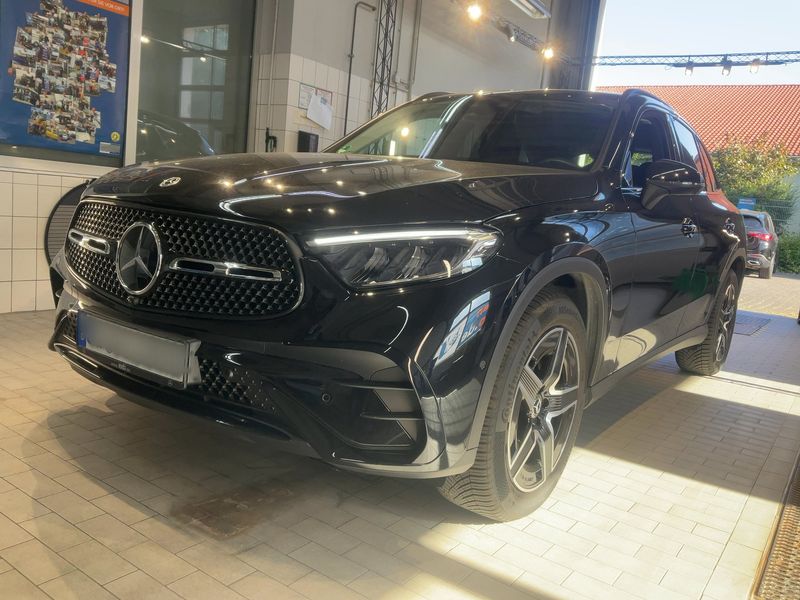 Mercedes-Benz GLC-Klasse GLC 200 Mild-Hybrid 4Matic AMG Line — zdjęcie 2