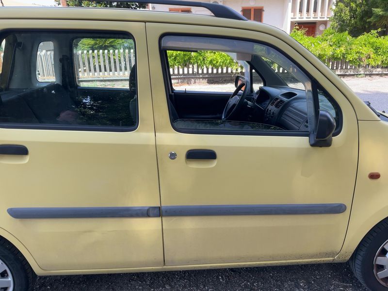 Opel Agila 1.0 Basis — zdjęcie 7