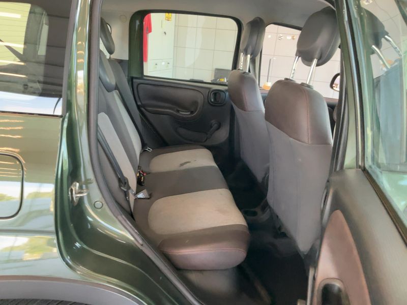 Fiat Panda 1.3 M-Jet Cross 4x4 — zdjęcie 14