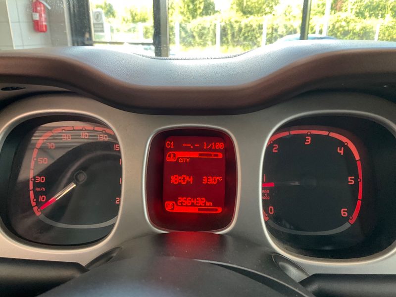 Fiat Panda 1.3 M-Jet Cross 4x4 — zdjęcie 13